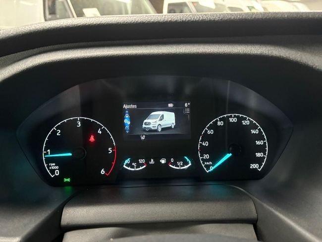 Ford Transit 2022, foto 12