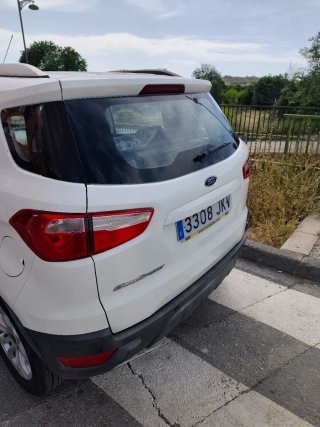 Ford EcoSport 2015