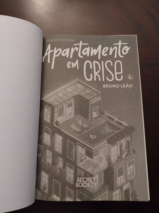 “Apartamento em Crise” (Edição Especial), de Bruno