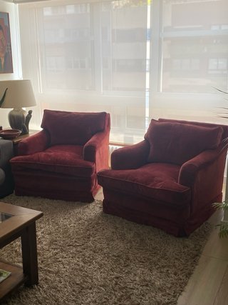 Poltrone in velluto color bordeaux