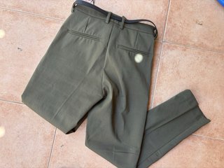 Pantalón chino verde