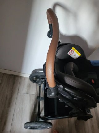 Carrito de bebé y silla coche grupo 0