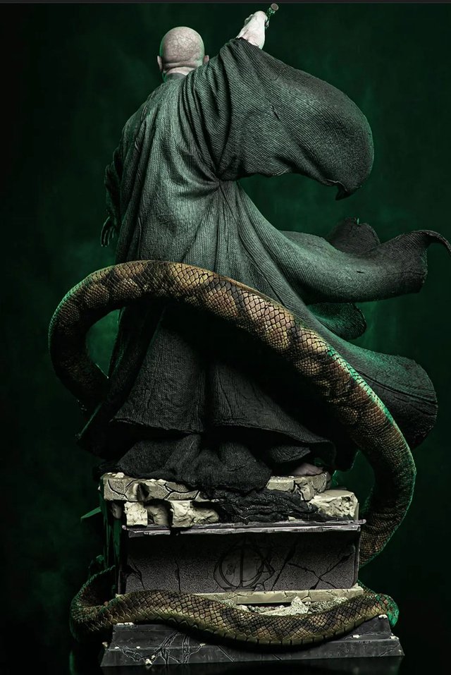 Voldemort Harry Potter Figura Pintada 20cm