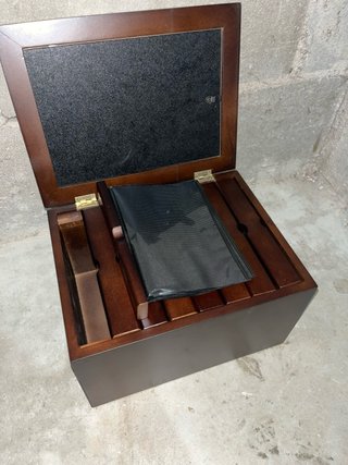 Caja de madera para fotos con 3 ventanas