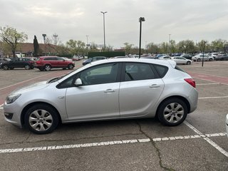 Opel Astra 2015