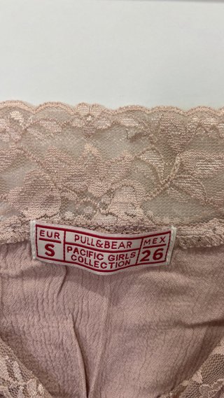 Top Pull&Bear encaje rosa