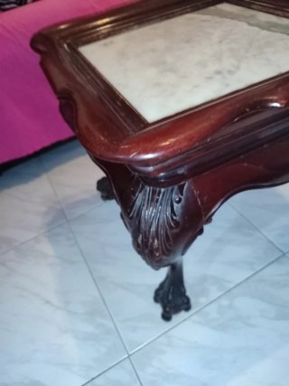 Mesa antigua madera de caoba y mármol