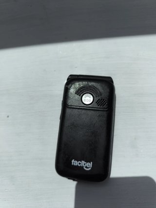 Pack de tres teléfonos móviles vintage