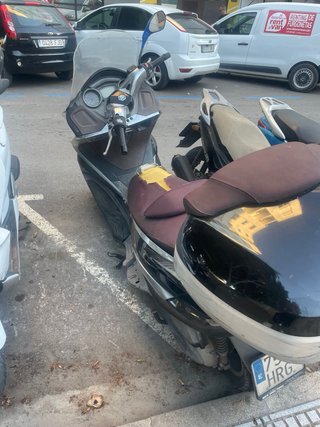 Piaggio X10 Negra