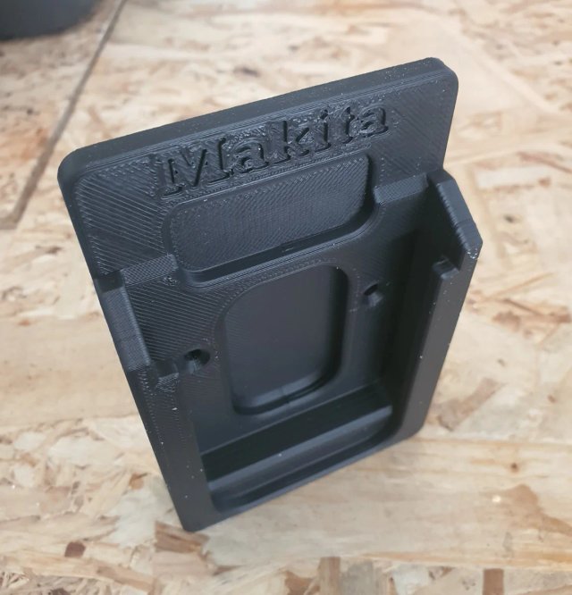 Soporte cargador Makita + 2 soportes baterias