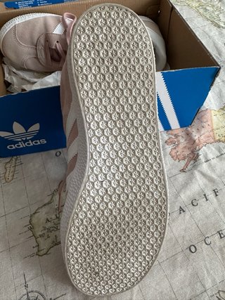 Adidas Gazelle rosas y blancas