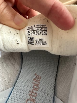 Adidas Gazelle rosas y blancas