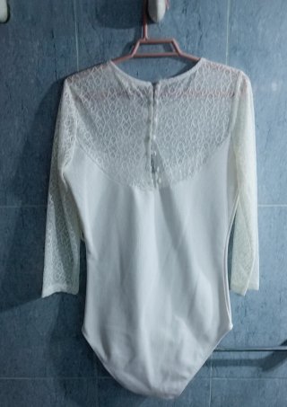 Conjunto body y pantalón cuadros. Sin estrenar