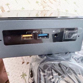 Intel NUC NUC7JYH2 Mini PC