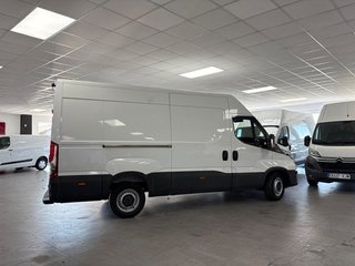 Iveco Daily 2.3 TD 35S 16 V 3520L/H2 12 M3