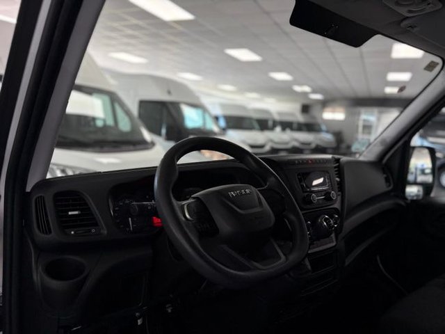 Iveco Daily 2.3 TD 35S 16 V 3520L/H2 12 M3