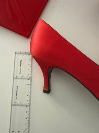 Zapatos Pepe Moreno Raso Rojo bolso a juego