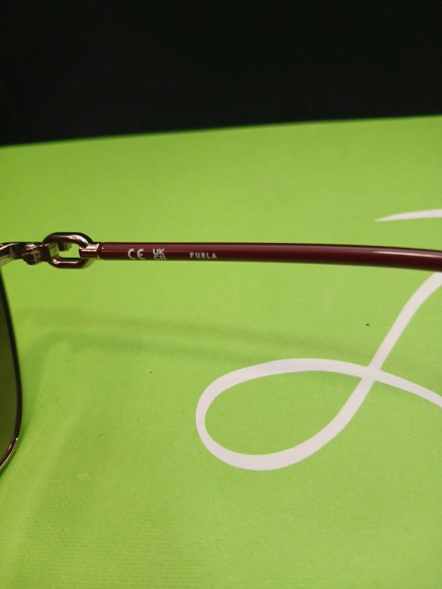 Gafas de sol Furla mujer negras original