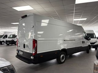 Iveco Daily 2.3 TD 35S 16 V 4100/H2 16 M3 l4 h3