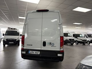 Iveco Daily 2.3 TD 35S 16 V 4100/H2 16 M3 l4 h3