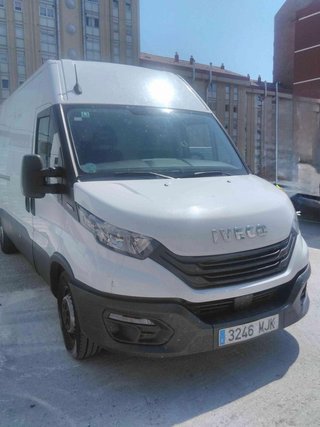 Iveco Daily 2.3 TD 35S 16 V 4100/H2 16 M3 l4 h3