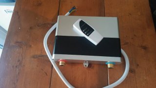 Calentador de agua instantáneo