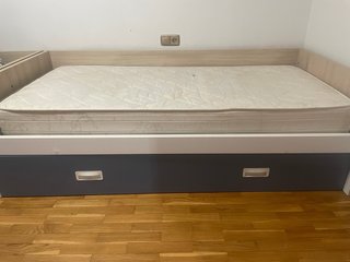 Cama nido con somier y baldas