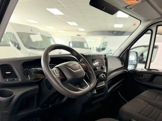 Iveco Daily 35S16	2.3 TD 35S 16 V 3520L/H2 12 M3 35S16	2.3 TD 35S 16 V 3520L/H2 12 M3
