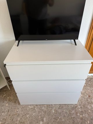 Cómoda blanca Ikea