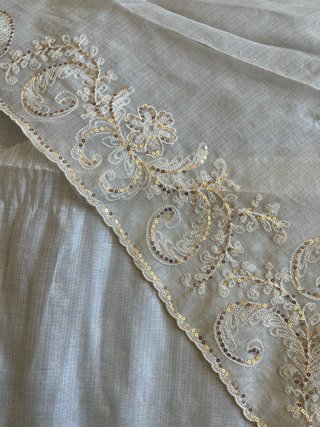 Manteletas falleras crema y cobre