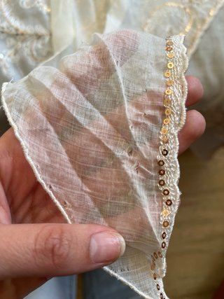Manteletas falleras crema y cobre