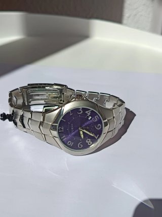 Reloj Gucci Plata y Morado