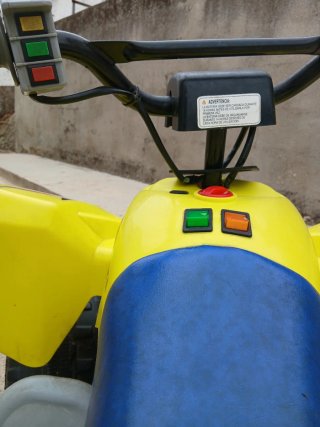 Quad Suzuki Batería Infantil