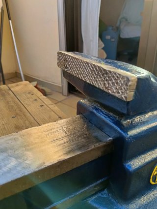 Tornillo de banco  130