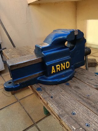 Tornillo de banco  130
