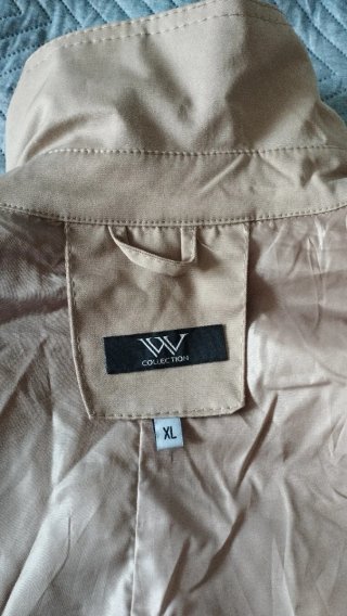 Gabardina beige mujer