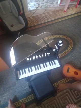 Piano elettronico per bambini con microfono