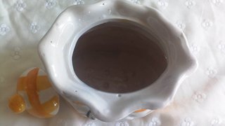Juego 2 Recipientes Cerámica Naranja y Blanco