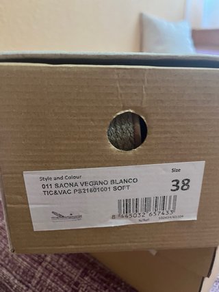 Sandalias POPA blancas y marrones