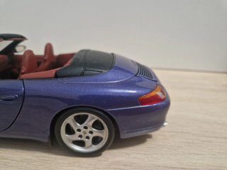 Porsche 911 996 Cabrio 1:18 UTModels