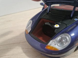 Porsche 911 996 Cabrio 1:18 UTModels