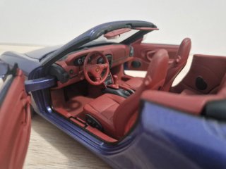 Porsche 911 996 Cabrio 1:18 UTModels