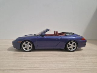 Porsche 911 996 Cabrio 1:18 UTModels