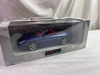 Porsche 911 996 Cabrio 1:18 UTModels