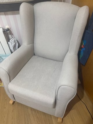 Sillón de lactancia balancín beige
