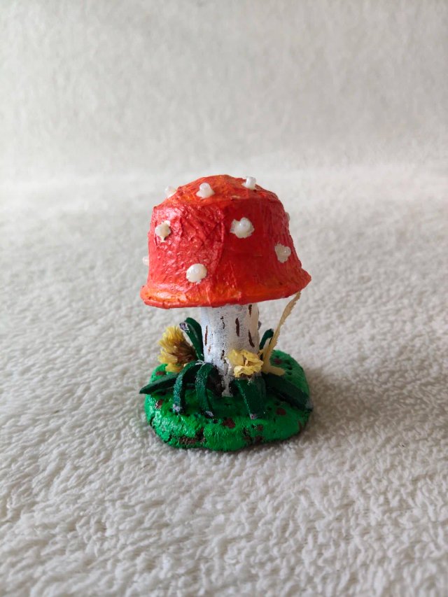 Set di 4 Funghi Decorativi Mini Fatti a Mano