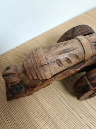 Antiguo Cañón de Madera Maciza