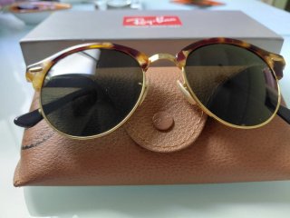 Ray Ban RB 4246 1160 51 Clubround