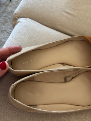 Bailarinas beige y negras