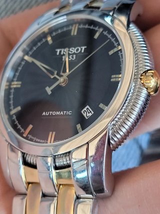 Tissot Automático Esfera gris y Dorada